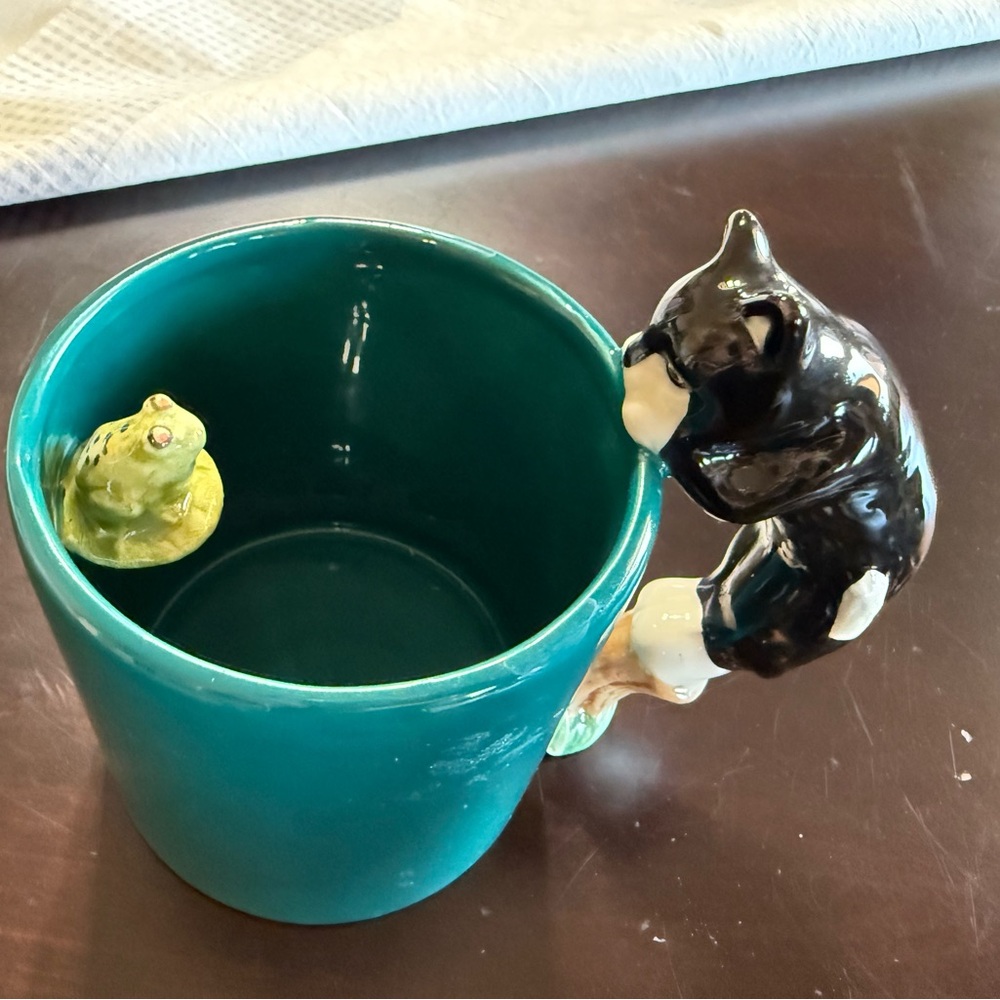 Vintage Teal Mug with Cat and Frog‎ Design